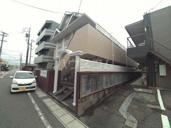 2/30 外観