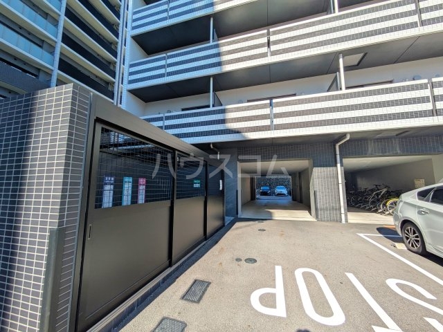 24/28 駐車場
