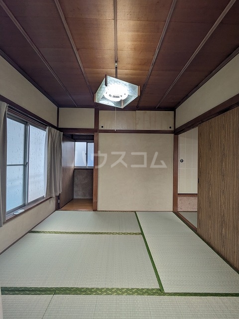 14/30 室内