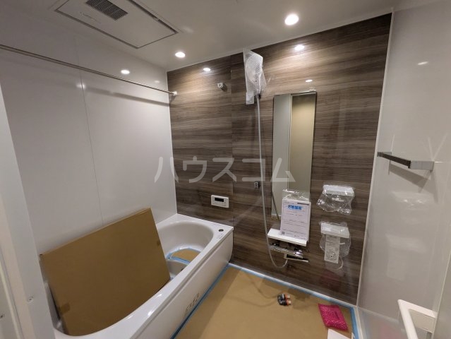 15/30 浴室