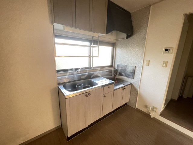 16/30 キッチン