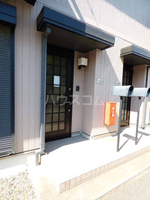 20/28 エントランス