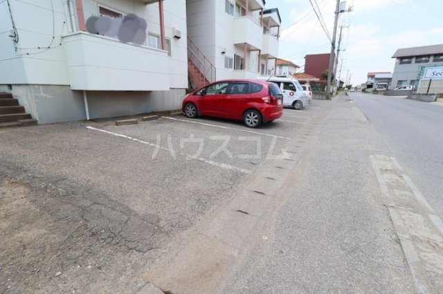 14/16 駐車場