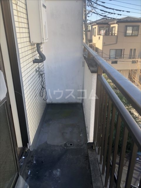 17/27 バルコニー