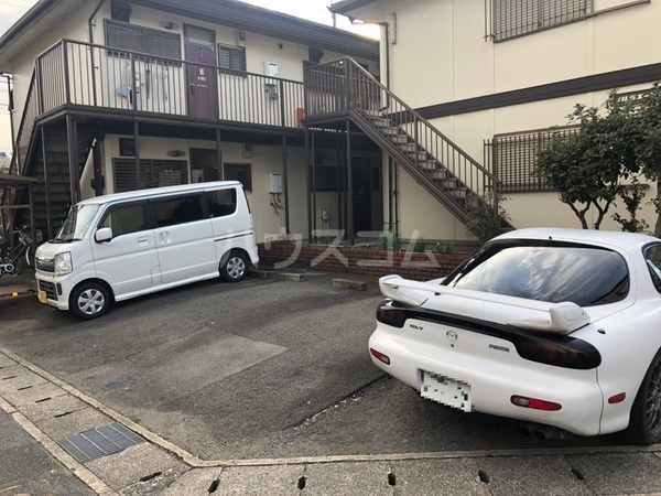 4/10 駐車場