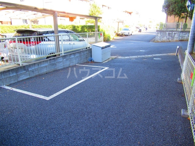 23/24 駐車場