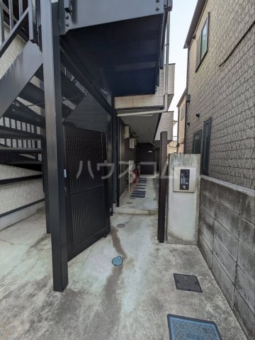4/5 エントランス