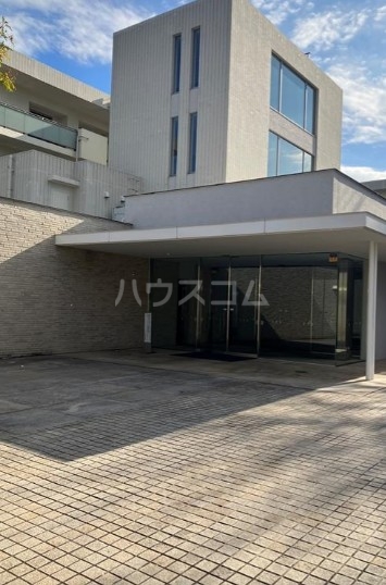 17/27 駐車場
