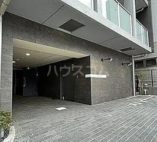 15/19 エントランス