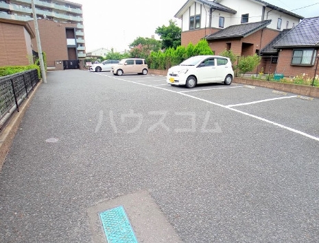 3/10 駐車場