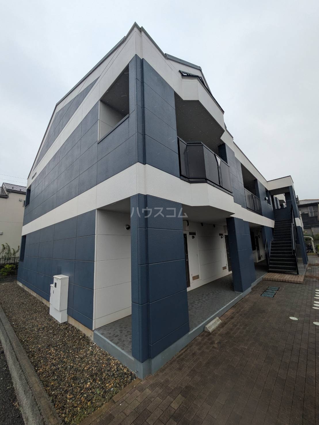 2/30 外観
