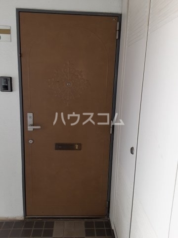 13/30 玄関