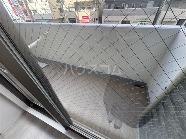 19/30 バルコニー