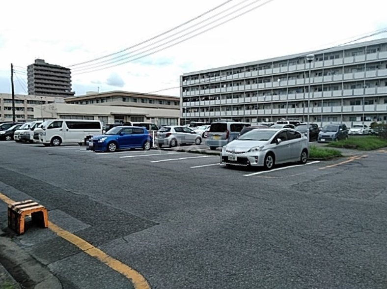 17/23 駐車場