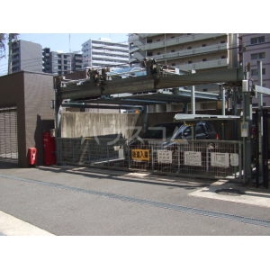 18/24 駐車場