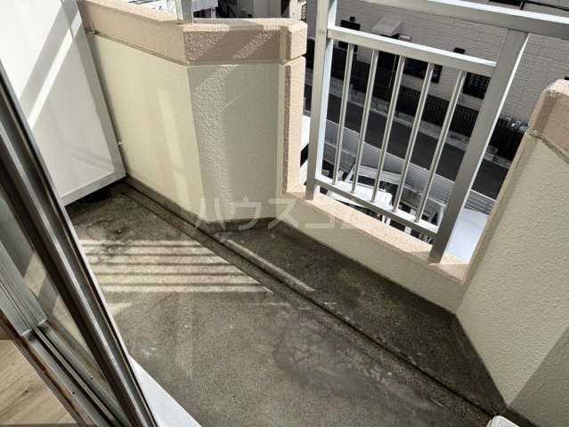 19/30 バルコニー