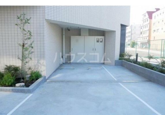 21/30 駐車場