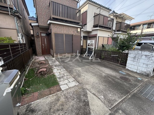 26/30 駐車場