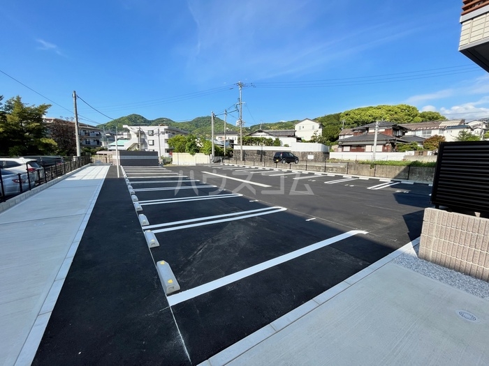 16/19 駐車場