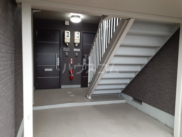 20/29 エントランス