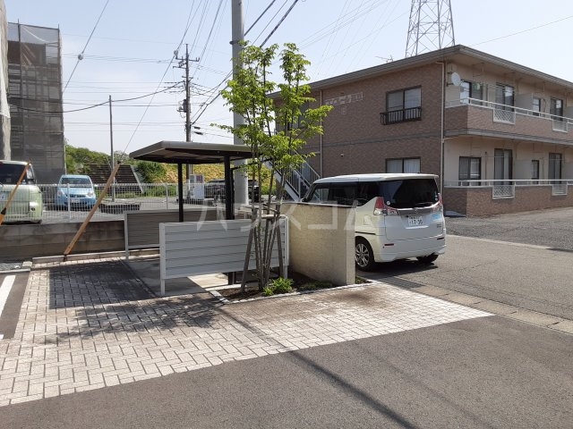 26/30 エントランス