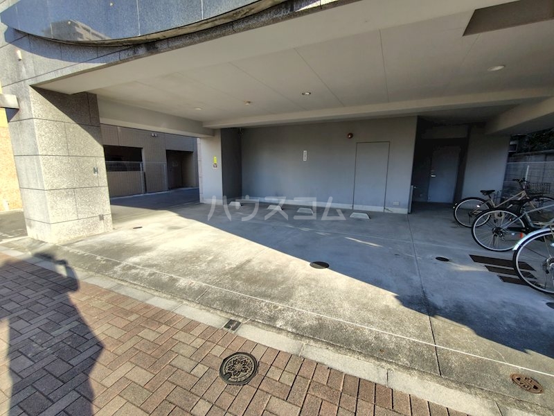 21/29 駐車場