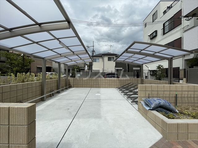 28/30 駐車場