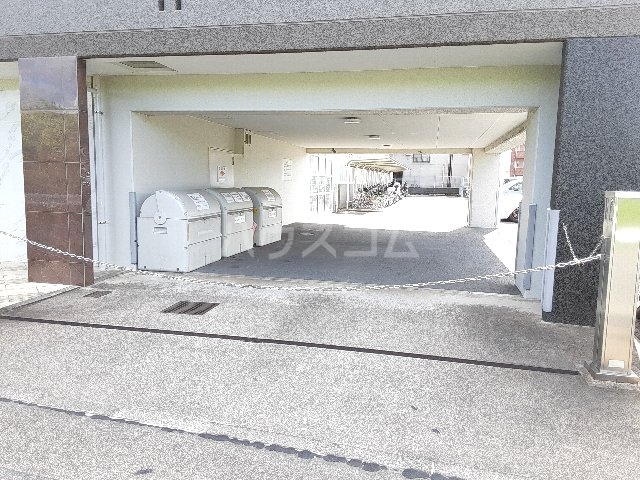 21/29 駐車場