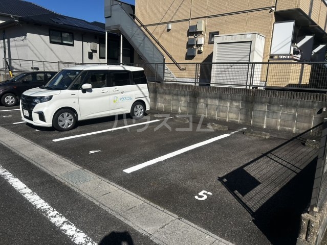20/30 駐車場