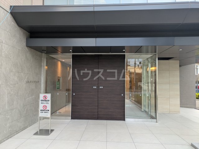 29/30 エントランス
