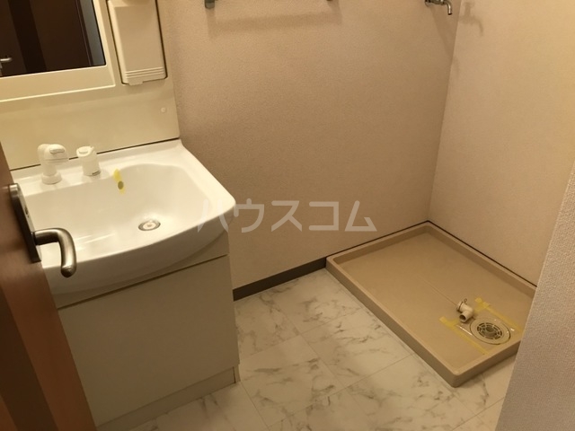 14/28 洗面