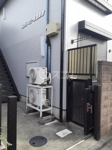 26/30 エントランス