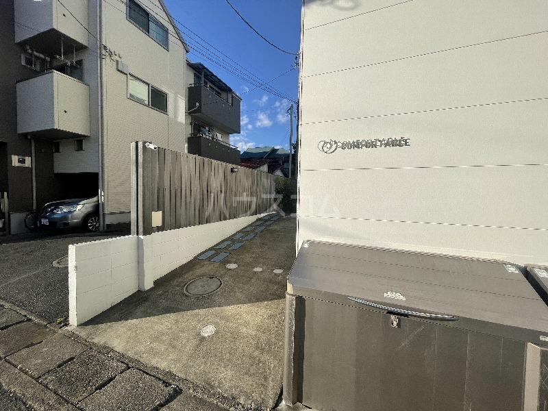 3/6 エントランス
