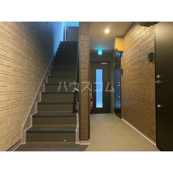 16/24 エントランス