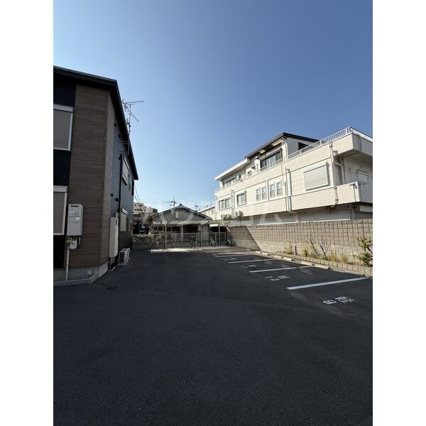 2/4 駐車場