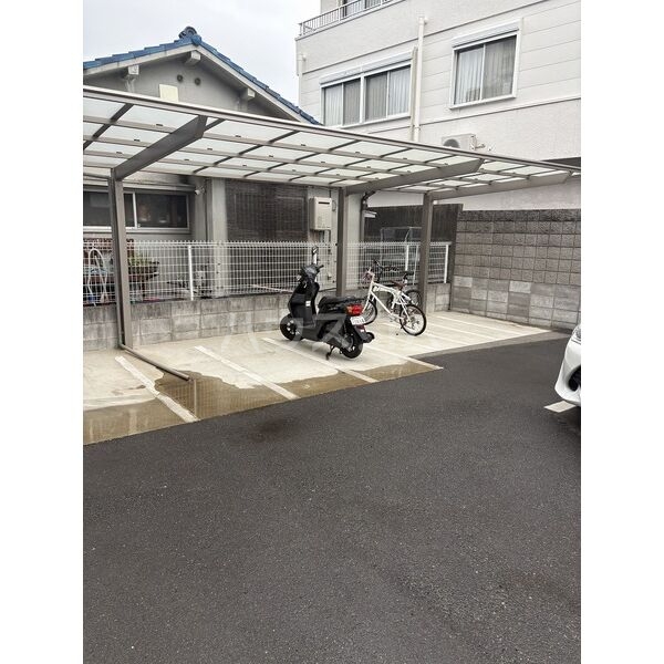 3/4 駐車場