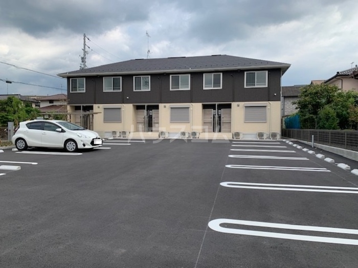23/25 駐車場