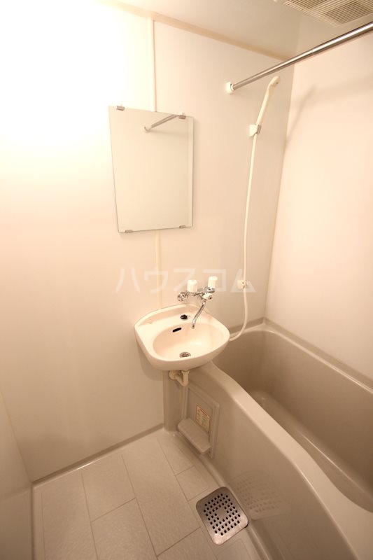 17/30 洗面