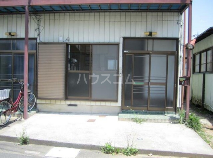 16/24 エントランス