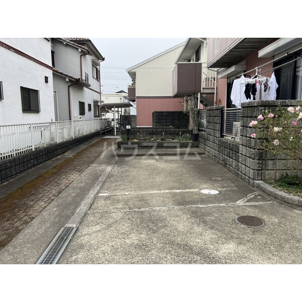 11/19 駐車場