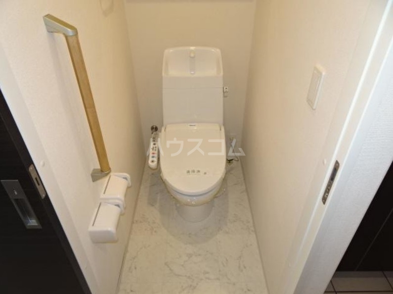 13/30 トイレ