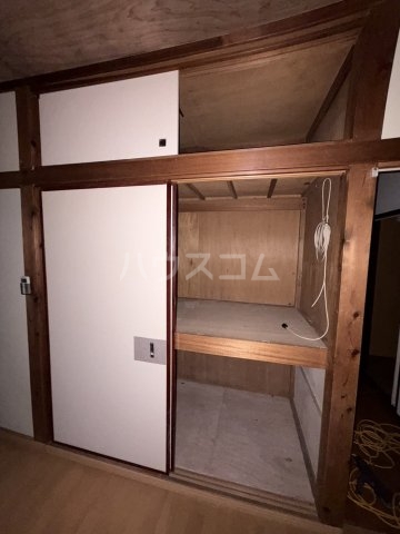 13/30 収納