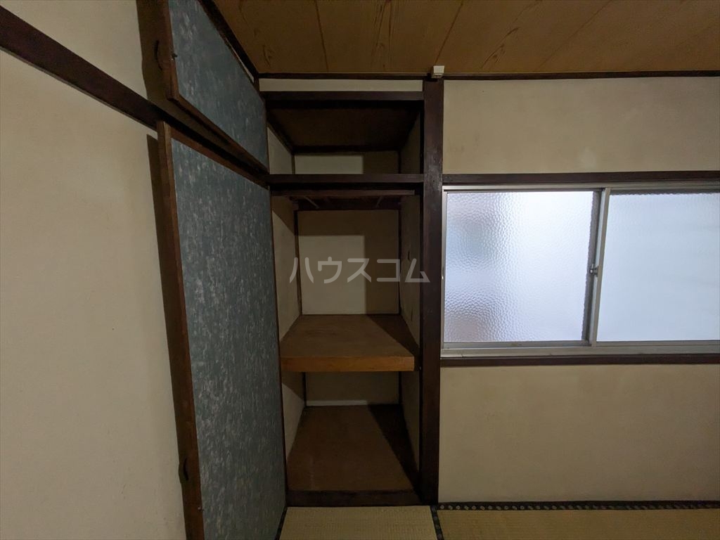 13/30 収納