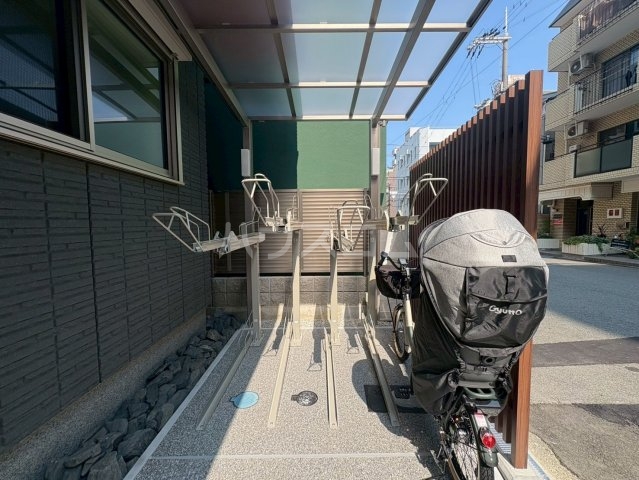 20/30 駐車場