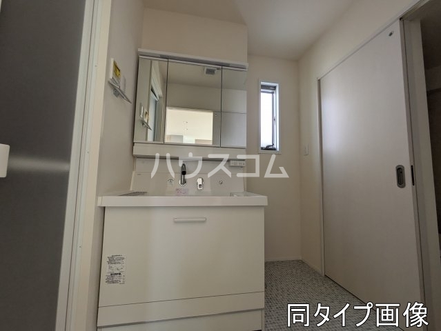 17/30 洗面
