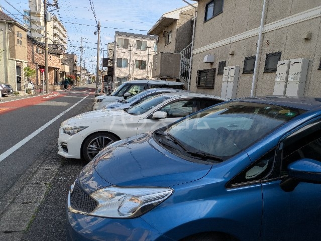 17/18 駐車場
