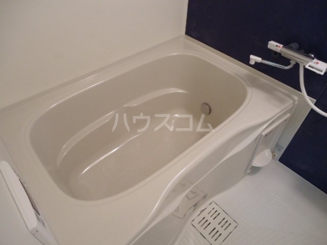 13/24 浴室