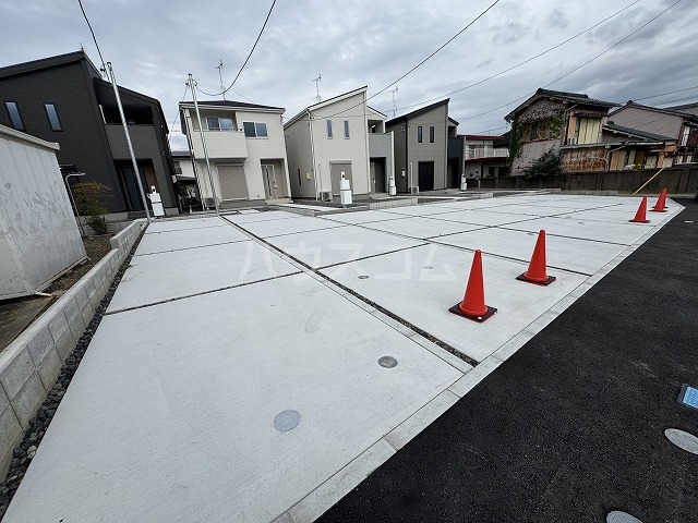2/5 駐車場