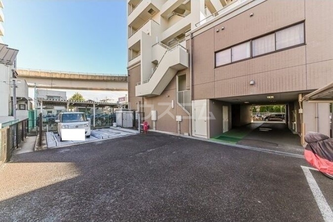19/20 駐車場
