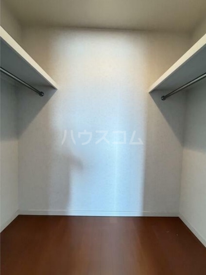 13/30 収納